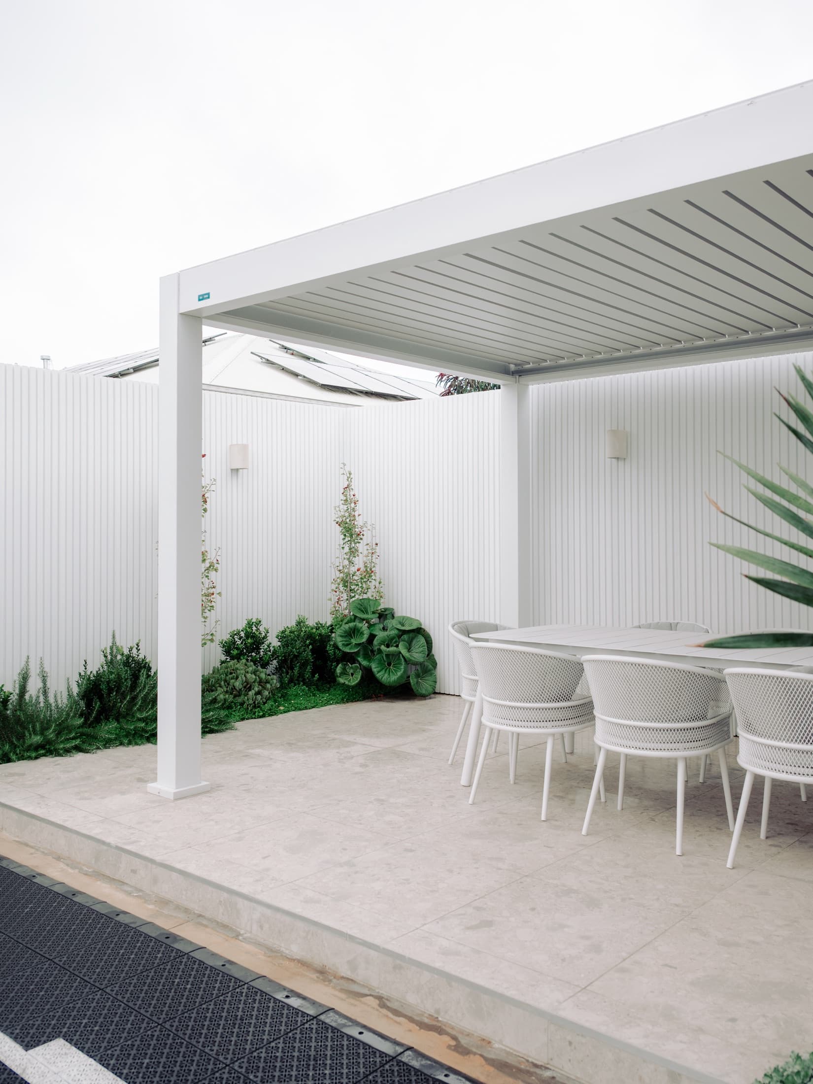 Documented South East Melbourne pergola dining area shown as regional project evidence for Officer homeowners