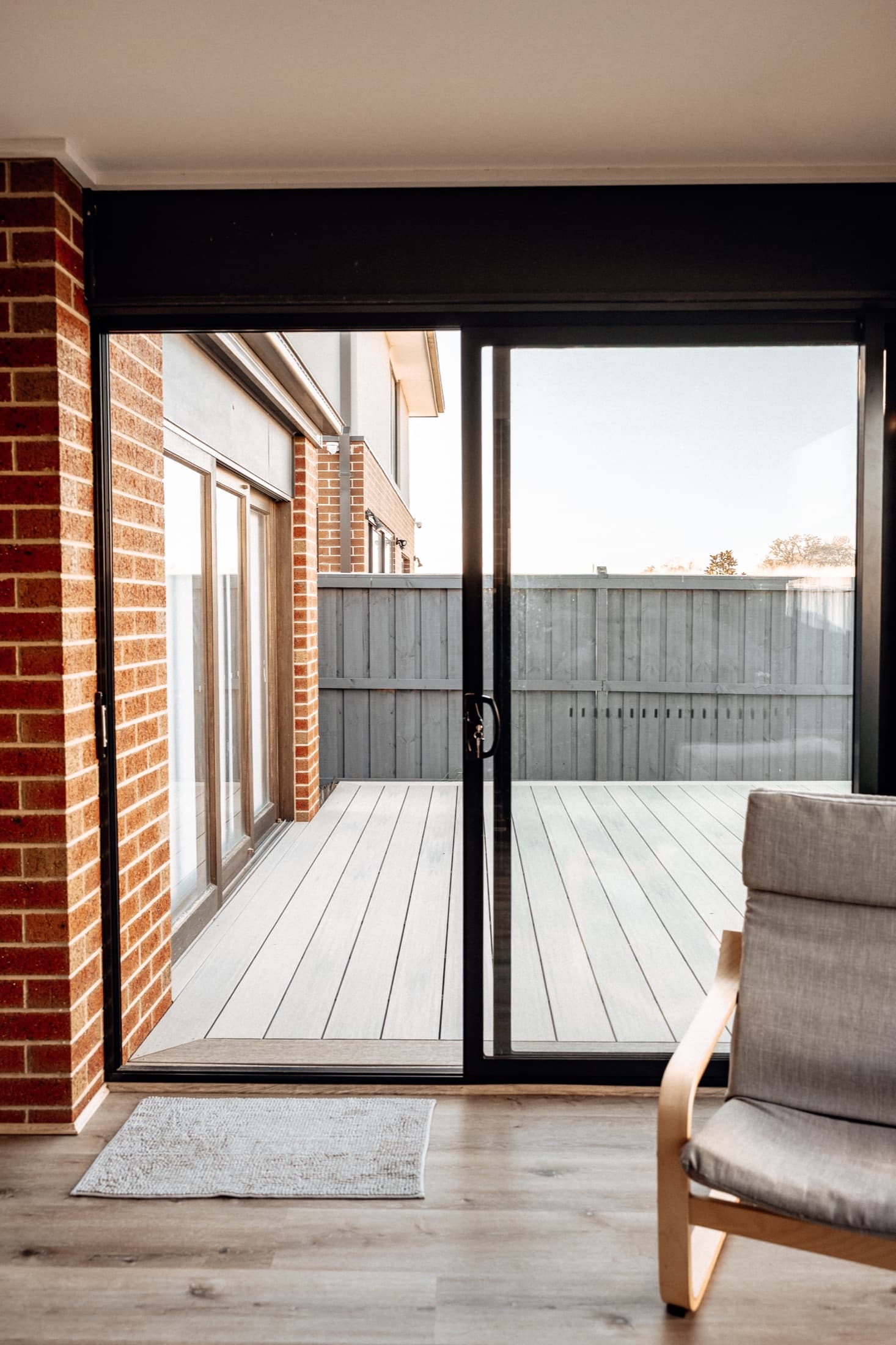 Indoor and outdoor connection at the Cranbourne lifestyle room and decking project